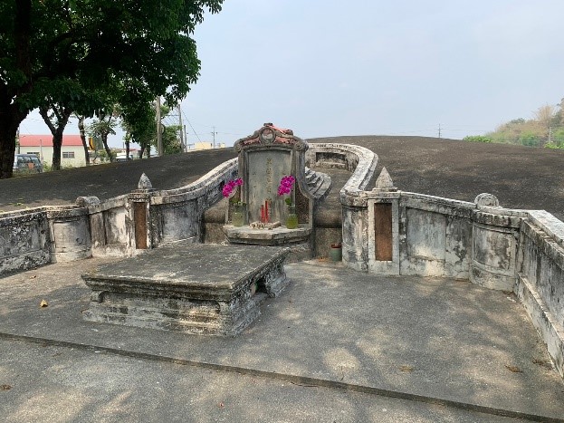 龍肚庄里社真官伯公