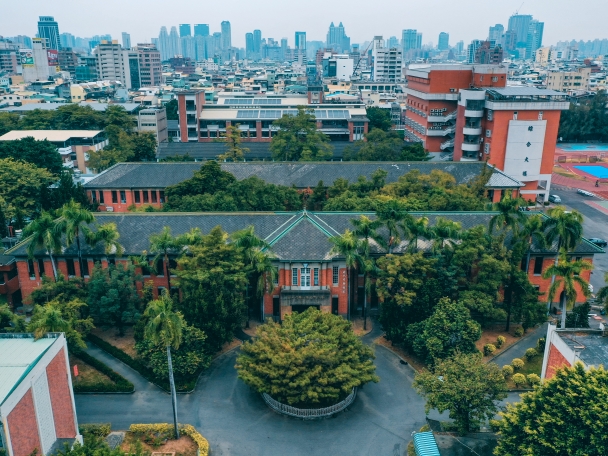 高雄中學紅樓